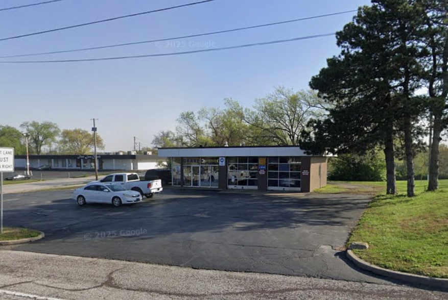 Primary Photo Of 12518 Missouri Bottom Rd, Hazelwood Auto Repair For Sale