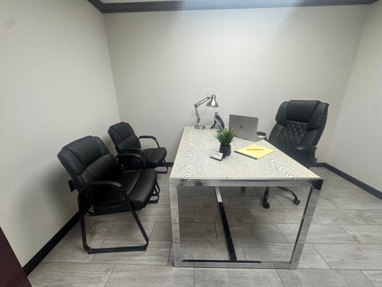More Photos Of 13810-13854 Lakeside Cir, Sterling Heights Storefront Retail Office For Lease