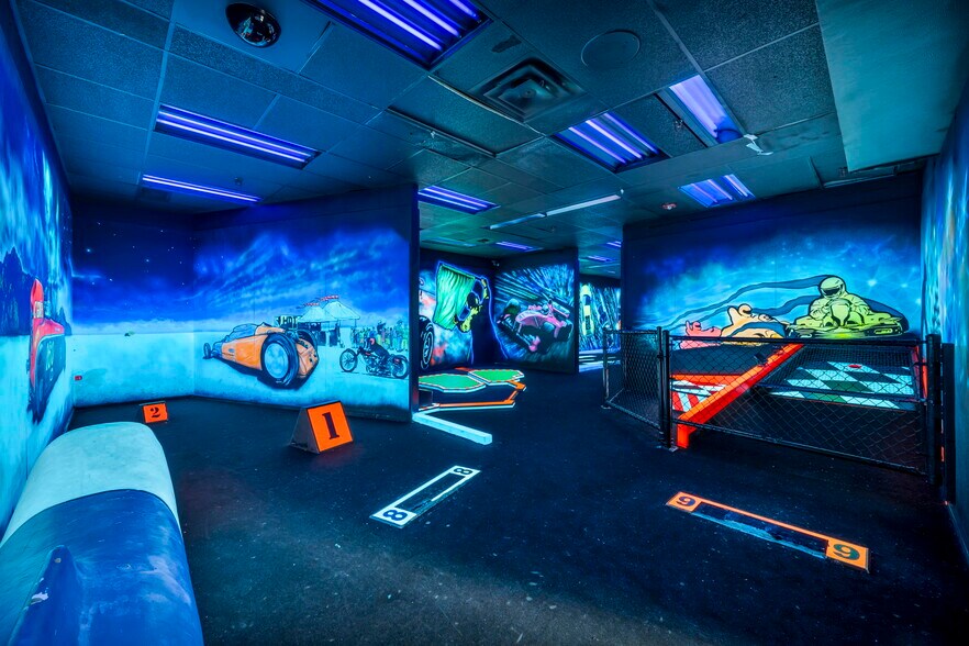 More Photos Of 6895 Sierra Center Pky, Reno Unknown For Lease