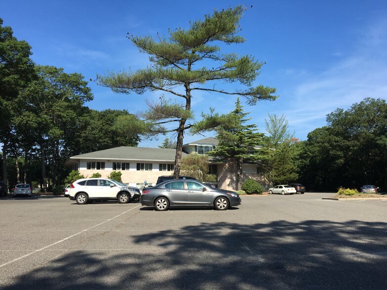More Photos Of 353 Veterans Memorial Hwy, Commack Medical For Lease