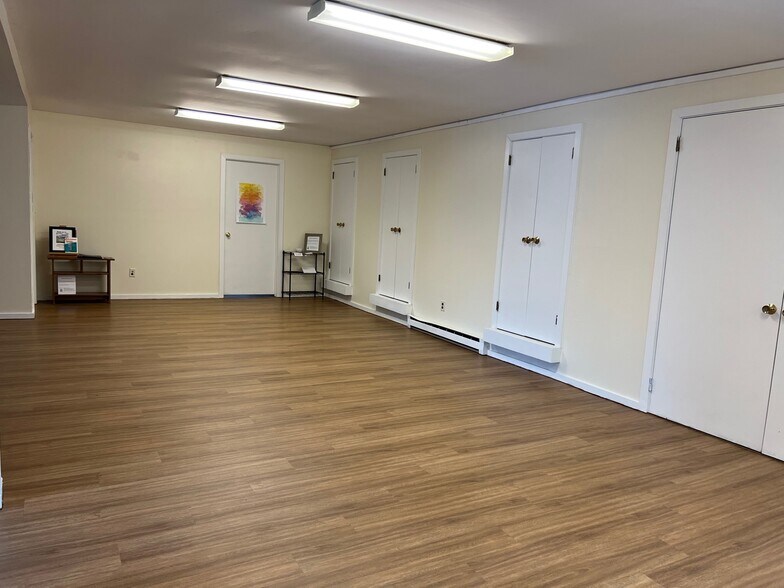 More Photos Of 602 Ridgebury Rd, Ridgefield Daycare Center For Lease