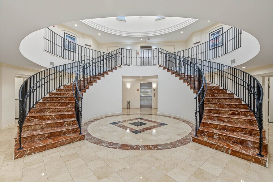 More Photos Of 7765 SW 87th Ave, Miami Medical For Sale