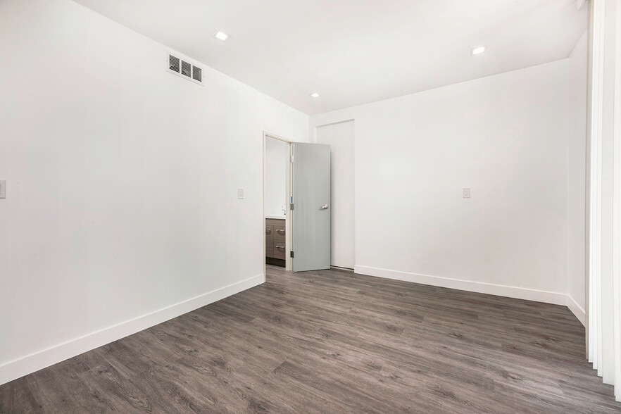 More Photos Of 2777 Pacific Ave, Long Beach Medical For Lease