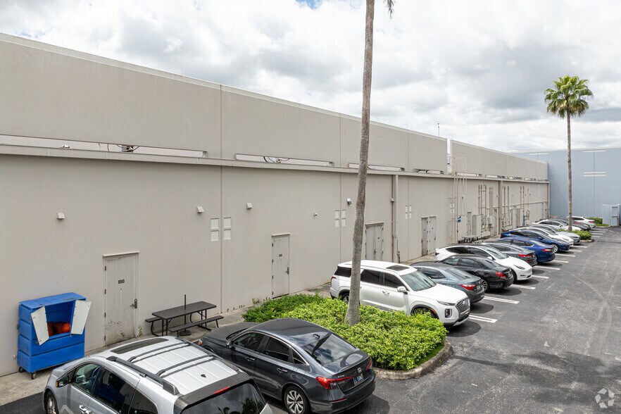 More Photos Of 11031 Southern Blvd, Royal Palm Beach Freestanding For Lease