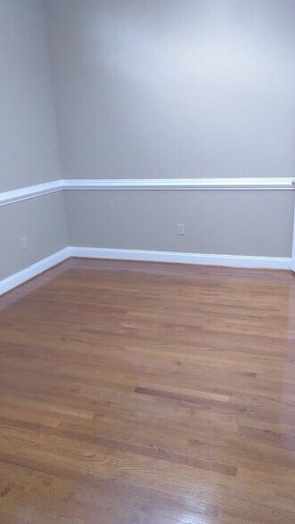 More Photos Of 5 Clusters Ct, Columbia Office For Lease