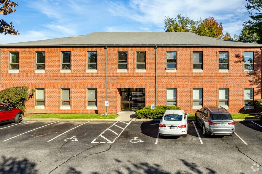 More Photos Of 875 Centerville Rd, Warwick Business Park For Sale