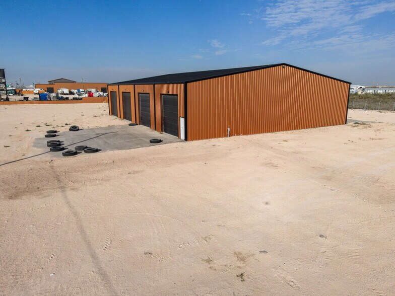 Primary Photo Of 13810 W I-20, Odessa Warehouse For Lease