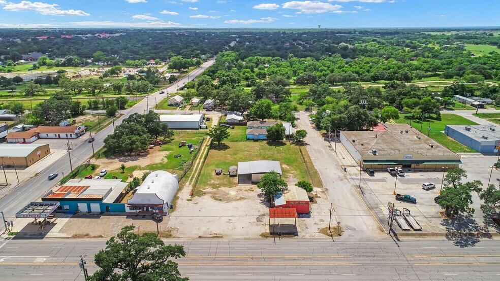 More Photos Of 1421 2nd St, Pleasanton Auto Repair For Sale