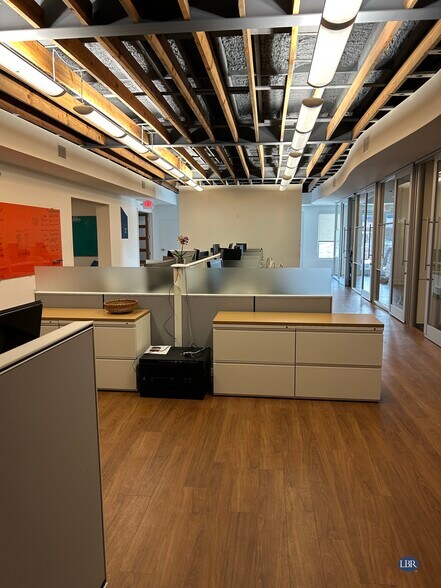 More Photos Of 1411 Highland Ave, Melbourne Office For Lease