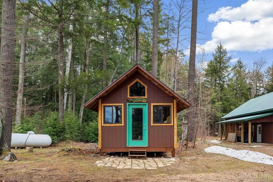 More Photos Of 505 E Bass Woods Ln, Gwinn Specialty For Sale