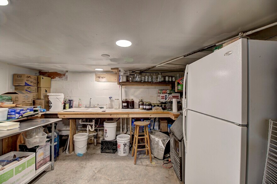 More Photos Of 300 Main St, Hot Springs Freestanding For Sale