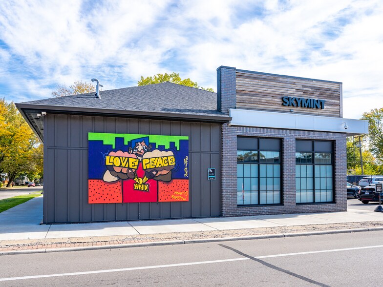 More Photos Of 20940 John R Rd, Hazel Park Freestanding For Sale