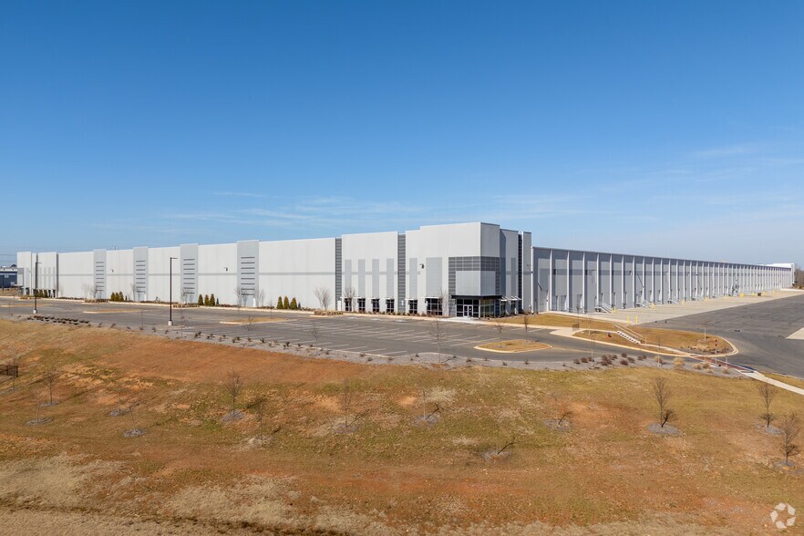More Photos Of 2087 Williams Industrial Blvd, Rock Hill Distribution For Lease