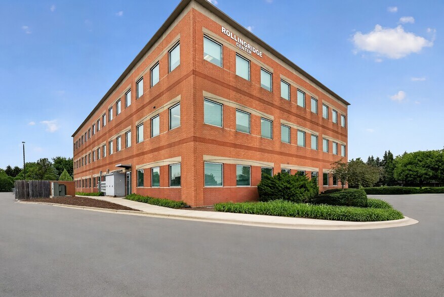 More Photos Of 2940 Rollingridge Rd, Naperville Medical For Lease