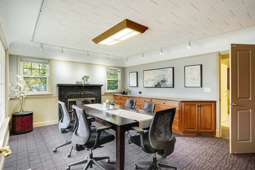More Photos Of 1230 Fairview Ave SE, Salem Office For Sale