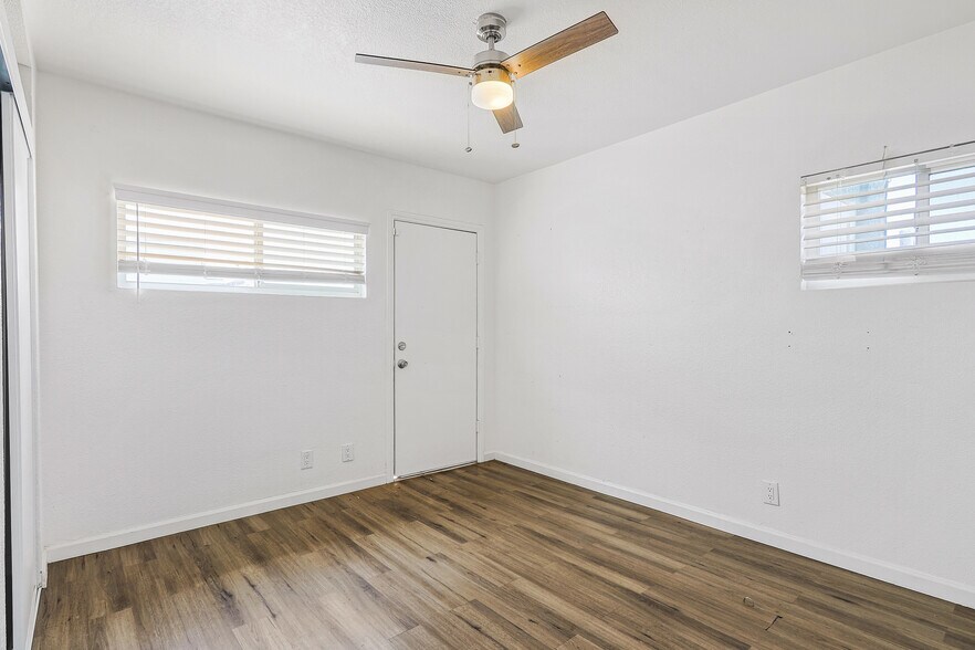 More Photos Of 303 Tin St, Henderson Office Residential For Sale
