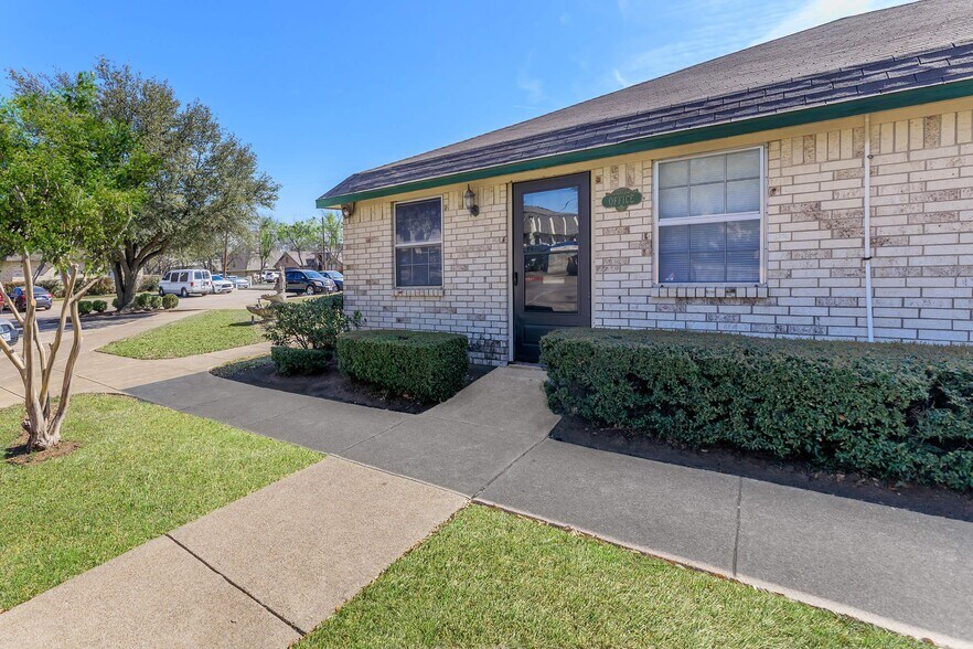 More Photos Of 255 Turner St, Roanoke Apartments For Sale