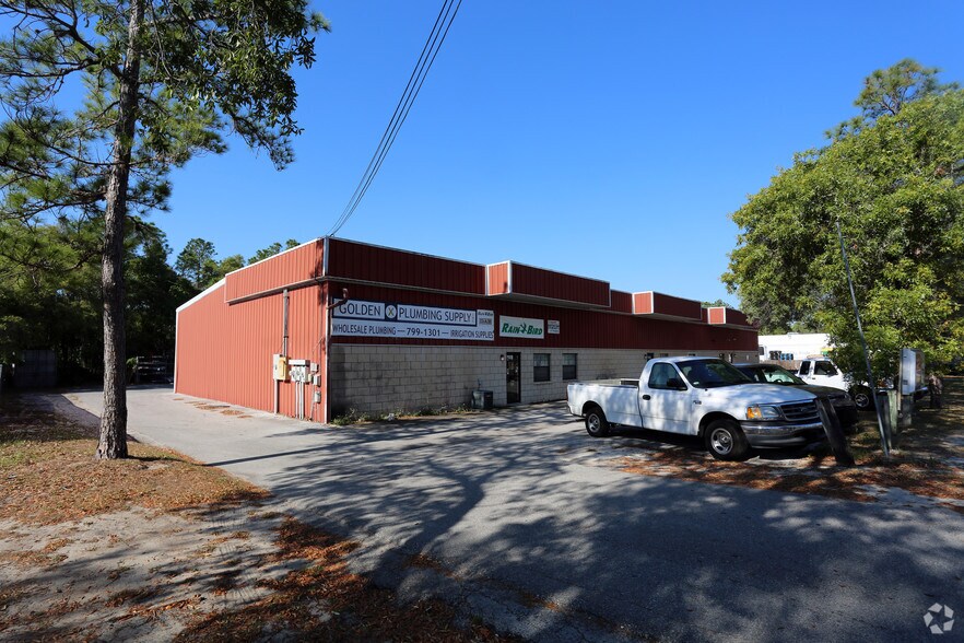 More Photos Of 16182-16190 Aviation Loop, Brooksville Distribution For Lease