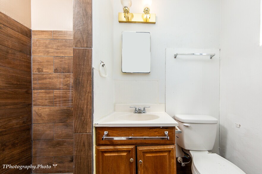 More Photos Of 233 W Mesquite Blvd, Mesquite Apartments For Sale