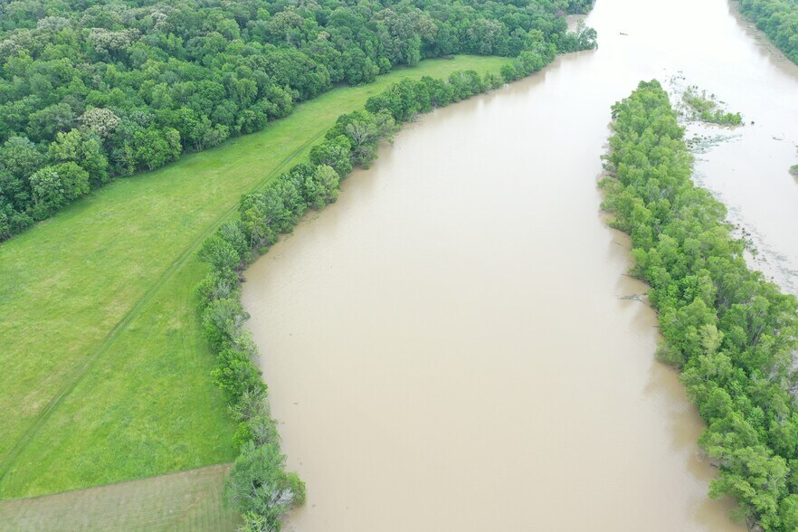 More Photos Of 849 Tara Dr, Trinity Land For Sale