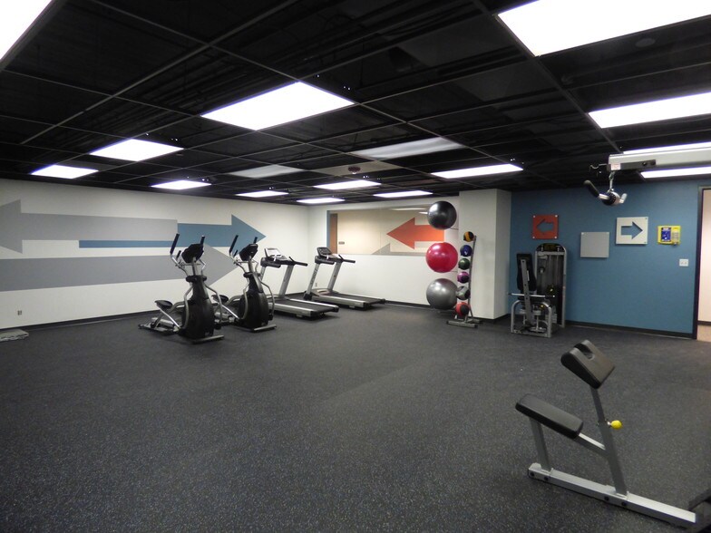 More Photos Of 7150 Campus Dr, Colorado Springs Office For Sale