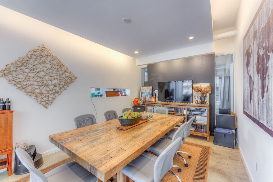 More Photos Of 2259 Young Ave, Memphis Apartments For Sale
