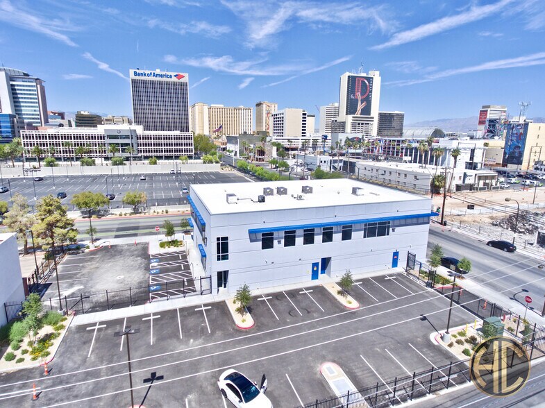 More Photos Of 601 E Bridger Ave, Las Vegas Office For Lease