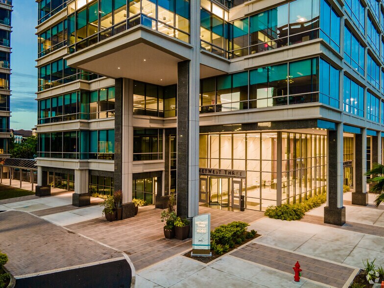 More Photos Of 4010 W Boy Scout Blvd, Tampa Unknown For Lease