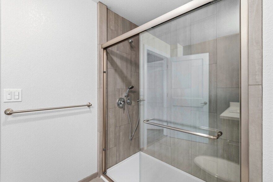 More Photos Of 500 San Benito St, Hollister Office Residential For Sale