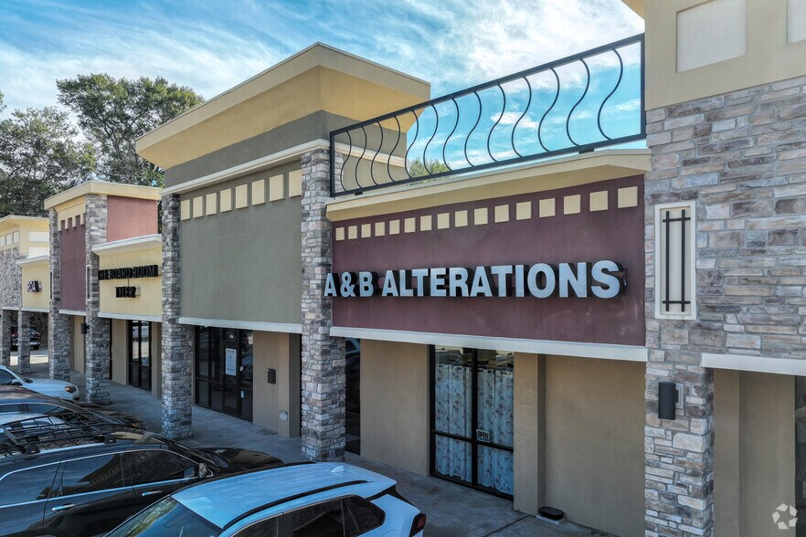 More Photos Of 3400-3502 S Broadway, Tyler Unknown For Lease