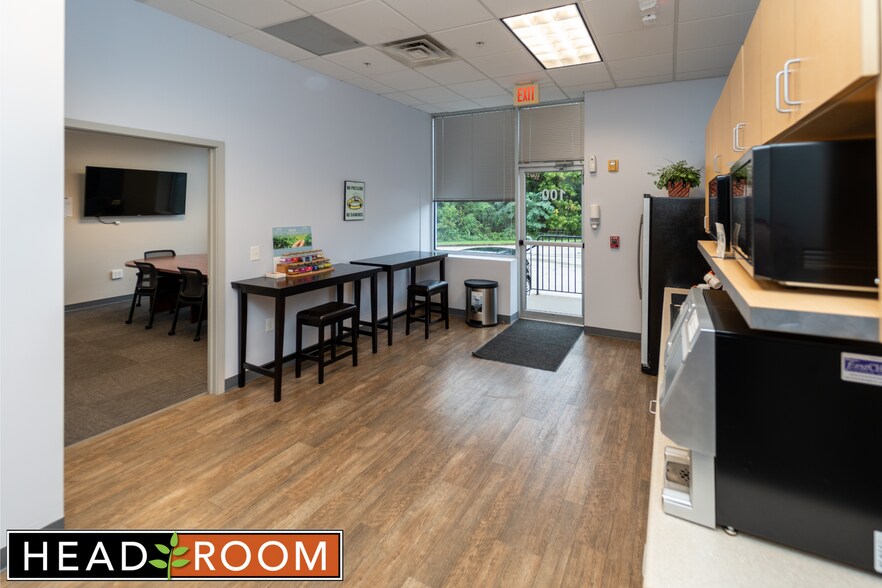 More Photos Of 100 Springbrook Blvd, Aston Coworking Space