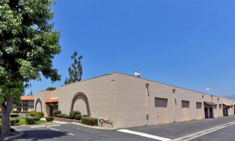 More Photos Of 2001 E Gladstone St, Glendora Unknown For Lease