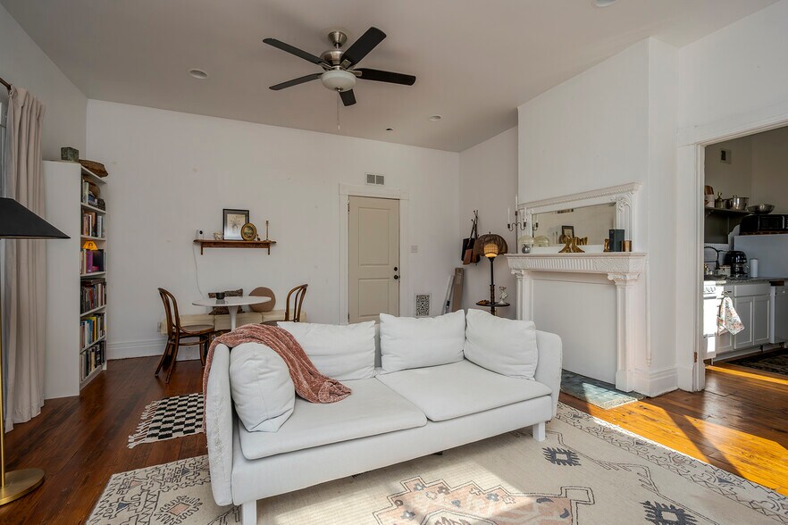 More Photos Of 199 E Loudon Ave, Lexington Office Residential For Sale