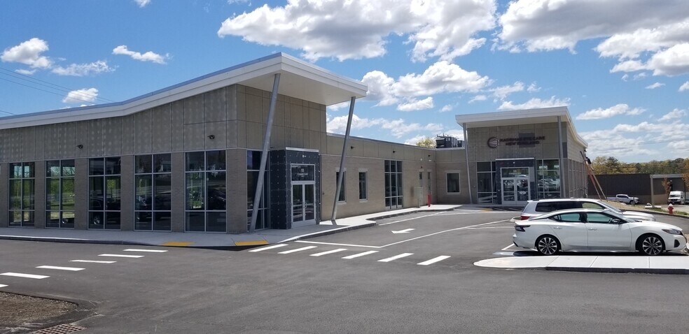 More Photos Of 55 Commerce Way, Plymouth Medical For Lease