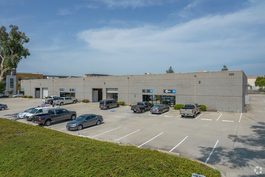Primary Photo Of 220 Bingham Dr, San Marcos Warehouse For Lease