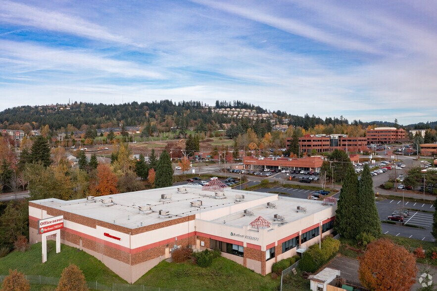 More Photos Of 12115-12117 SE Stevens Rd, Portland Freestanding For Lease