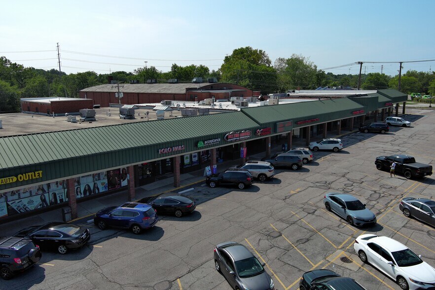 More Photos Of 15700-15880 Broadway Ave, Maple Heights Unknown For Lease