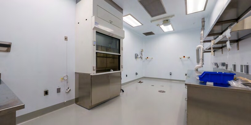 More Photos Of 5781 Van Allen Way, Carlsbad Research And Development For Lease