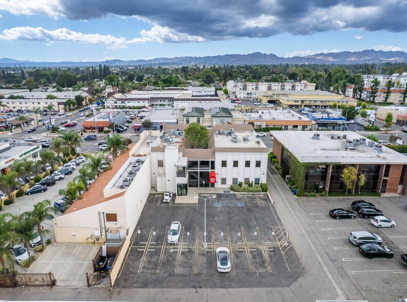 More Photos Of 9324 Reseda Blvd, Northridge Office For Lease