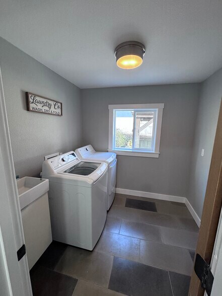 More Photos Of 1505 NW 10th Ave, Camas Multifamily For Sale