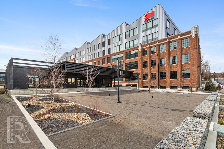 More Photos Of 7514 Thomas Blvd, Pittsburgh Office For Lease