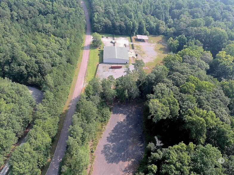 More Photos Of 300 Delano Dr, Manchester Warehouse For Sale