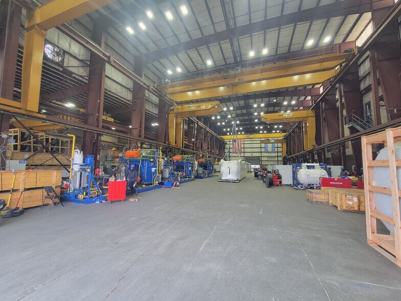 Primary Photo Of 333 Cedar Ave, Middlesex Warehouse For Lease
