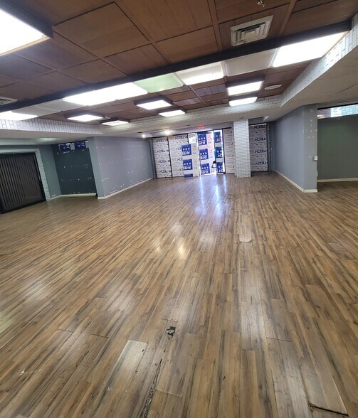 More Photos Of 6263 E Main St, Mesa Convenience Store For Sale