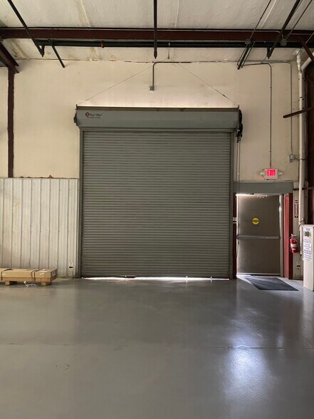More Photos Of 134 Roger Thomas Rd, Cadiz Warehouse For Sale