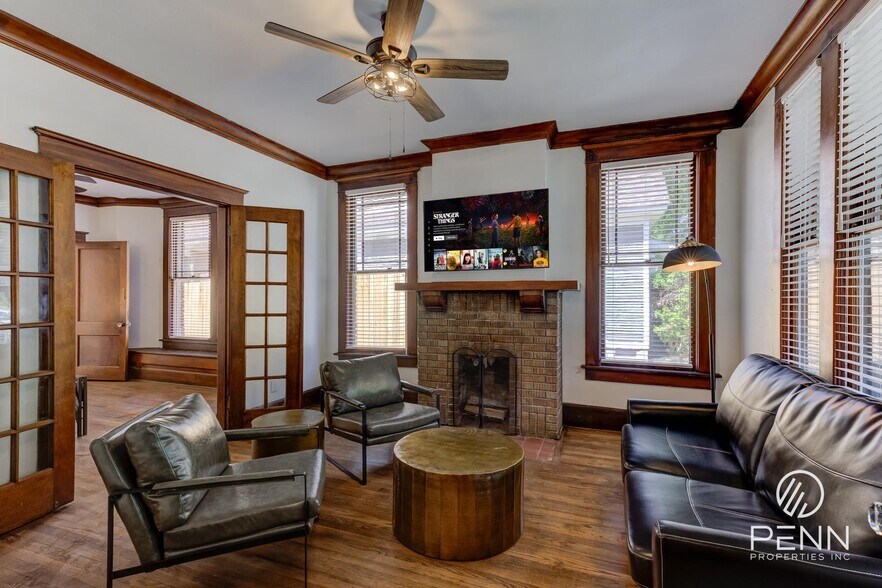 More Photos Of 2033 Young Ave, Memphis Multifamily For Sale