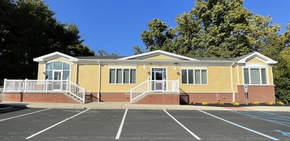 Primary Photo Of 10A JENNINGS Rd, Medford Medical For Sale