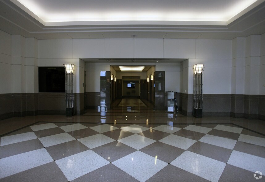 More Photos Of 1110 N Glebe Rd, Arlington Office For Lease