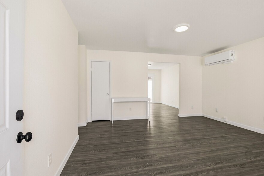 More Photos Of 6752-6770 Solita Ave, San Diego Apartments For Sale