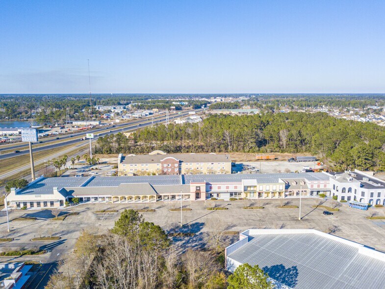 More Photos Of 1000 Caruso Blvd, Slidell Storefront For Lease